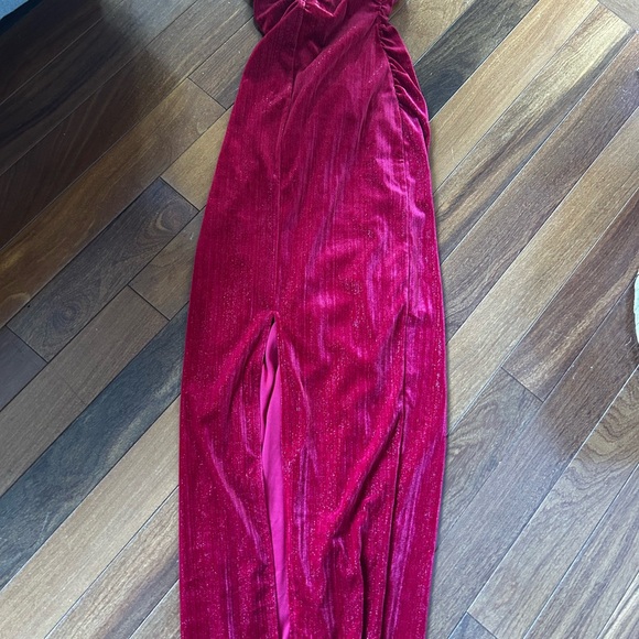 12th Tribe Vibrant Red Apparel - Picture 10 of 10